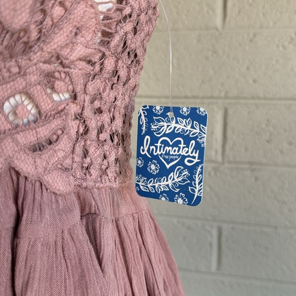 NWT Free People Adella Cami in Dusty Mauve - Picture 7 of 12